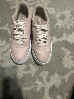 Nike  COURT VISION ALTA   Woman’s  Oxford Pink Shoes Sz 12